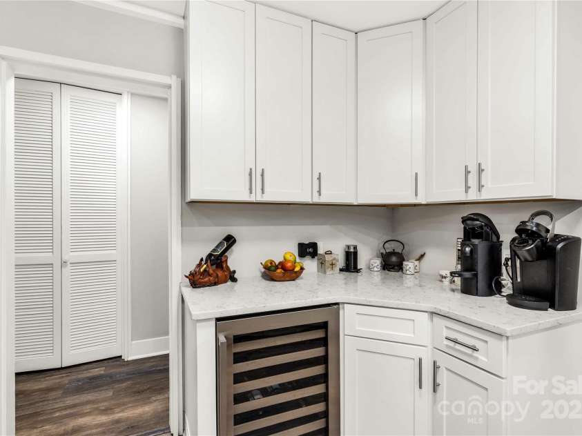 981 Sherwood Circle, Lancaster, SC 29720.  MLS# CAR4254129, YatesRealty ID 14107. 