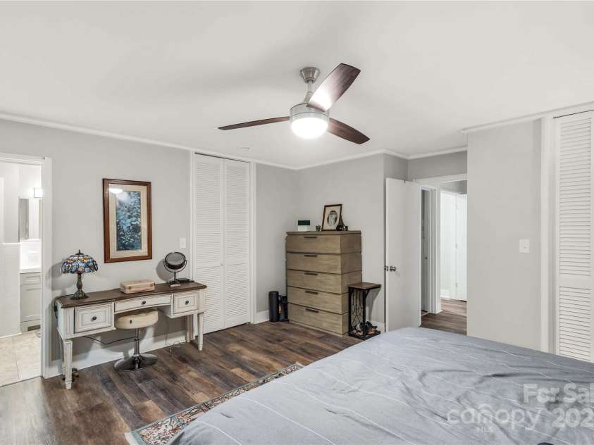 981 Sherwood Circle, Lancaster, SC 29720.  MLS# CAR4254129, YatesRealty ID 14107. 
