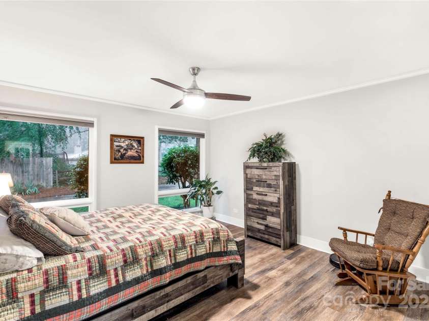 981 Sherwood Circle, Lancaster, SC 29720.  MLS# CAR4254129, YatesRealty ID 14107. 