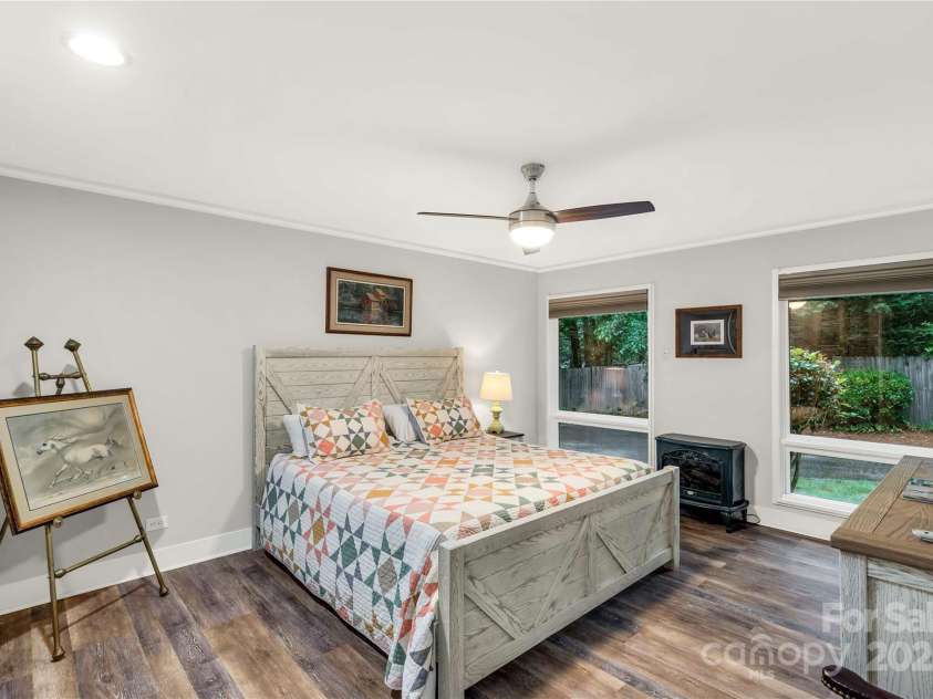 981 Sherwood Circle, Lancaster, SC 29720.  MLS# CAR4254129, YatesRealty ID 14107. 