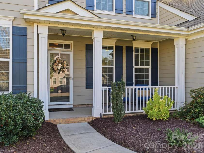 11578 Macallano Drive, Charlotte, NC 28215.  MLS# CAR4363783, YatesRealty ID 14109. 