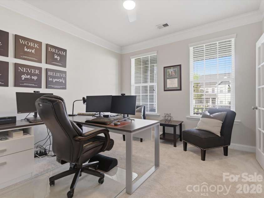 11578 Macallano Drive, Charlotte, NC 28215.  MLS# CAR4363783, YatesRealty ID 14109. 