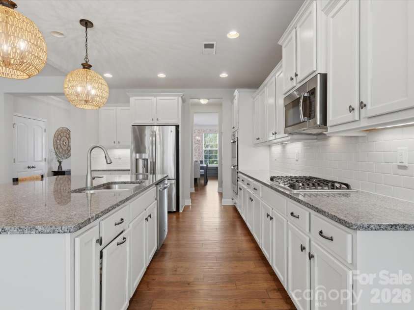11578 Macallano Drive, Charlotte, NC 28215.  MLS# CAR4363783, YatesRealty ID 14109. 