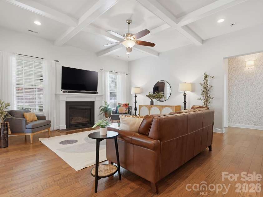 11578 Macallano Drive, Charlotte, NC 28215.  MLS# CAR4363783, YatesRealty ID 14109. 