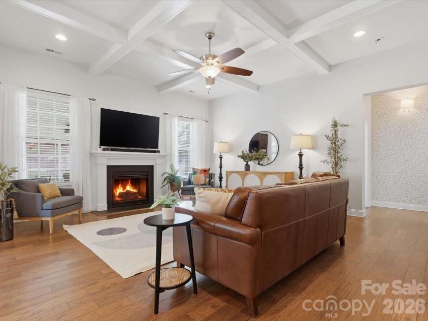 11578 Macallano Drive, Charlotte, NC 28215.  MLS# CAR4363783, YatesRealty ID 14109. 