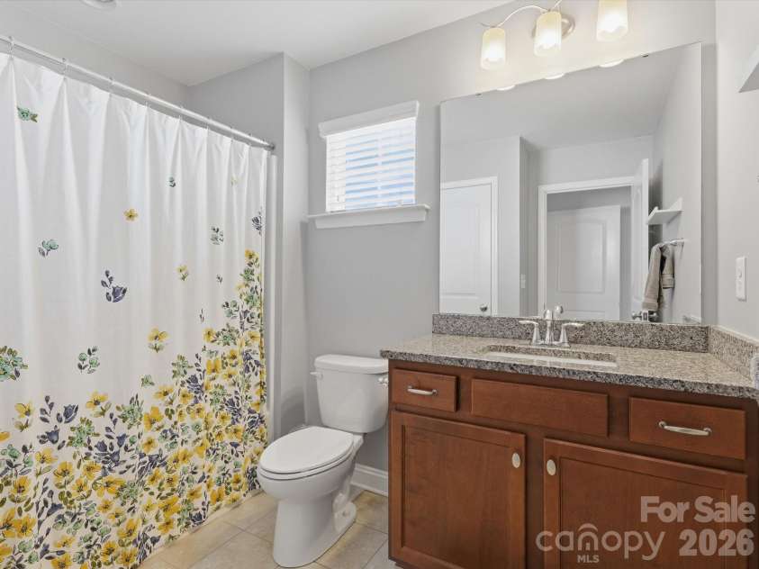 11578 Macallano Drive, Charlotte, NC 28215.  MLS# CAR4363783, YatesRealty ID 14109. 