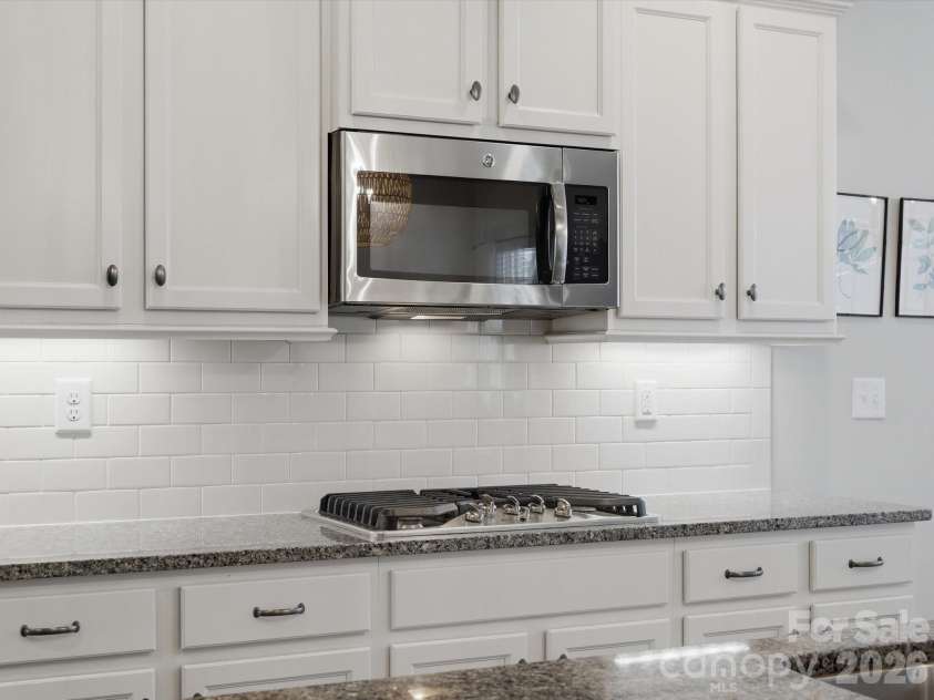 11578 Macallano Drive, Charlotte, NC 28215.  MLS# CAR4363783, YatesRealty ID 14109. 