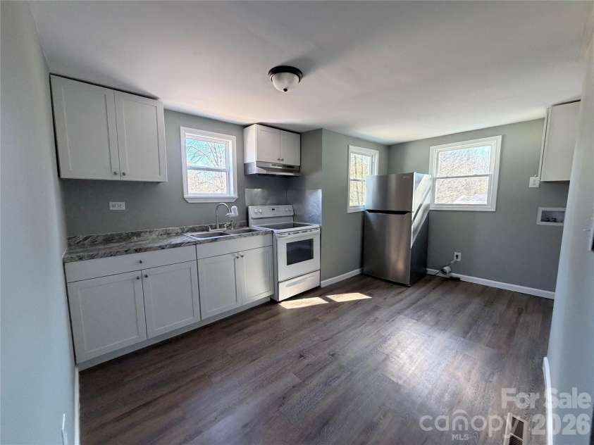 1010 A-B Tennessee Street, Kannapolis, NC 28083.  MLS# CAR4251634, YatesRealty ID 1411. 