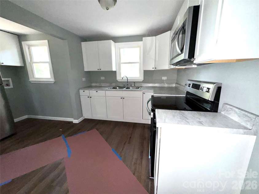 1010 A-B Tennessee Street, Kannapolis, NC 28083.  MLS# CAR4251634, YatesRealty ID 1411. 