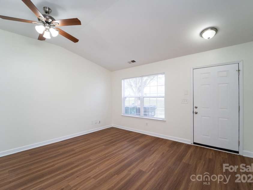 2327 Hope Valley Lane, Charlotte, NC 28213.  MLS# CAR4142316, YatesRealty ID 1411. 