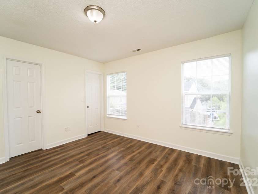 2327 Hope Valley Lane, Charlotte, NC 28213.  MLS# CAR4142316, YatesRealty ID 1411. 