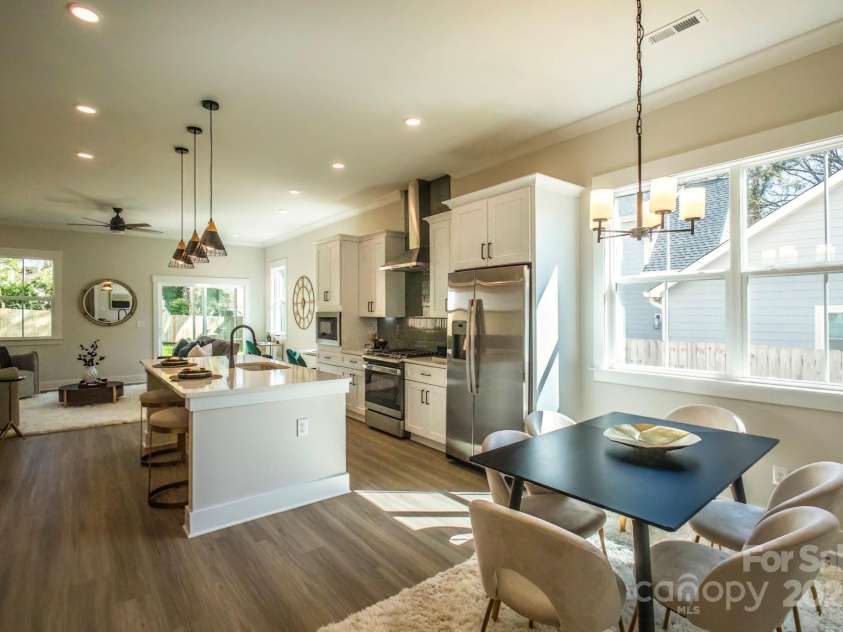 2630 Rose Street, Charlotte, NC 28208.  MLS# CAR4178972, YatesRealty ID 14110. 