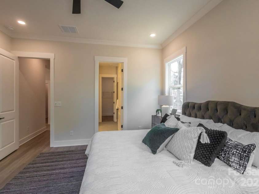 2630 Rose Street, Charlotte, NC 28208.  MLS# CAR4178972, YatesRealty ID 14110. 