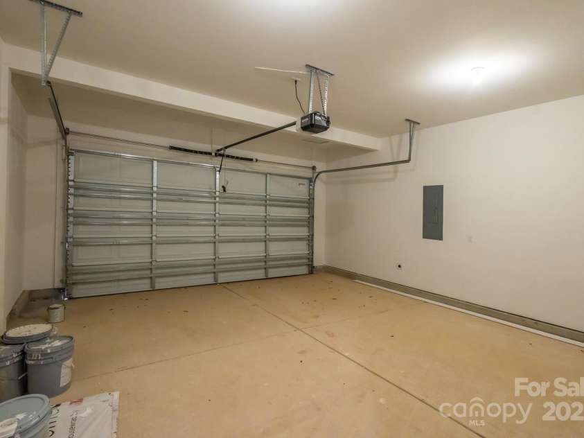 2630 Rose Street, Charlotte, NC 28208.  MLS# CAR4178972, YatesRealty ID 14110. 