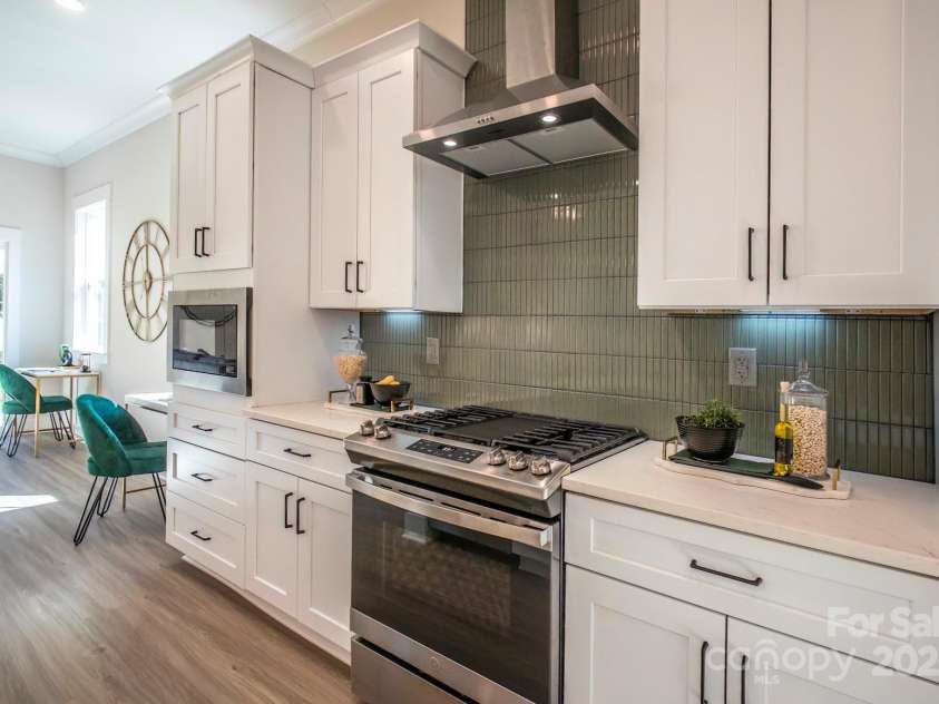 2630 Rose Street, Charlotte, NC 28208.  MLS# CAR4178972, YatesRealty ID 14110. 