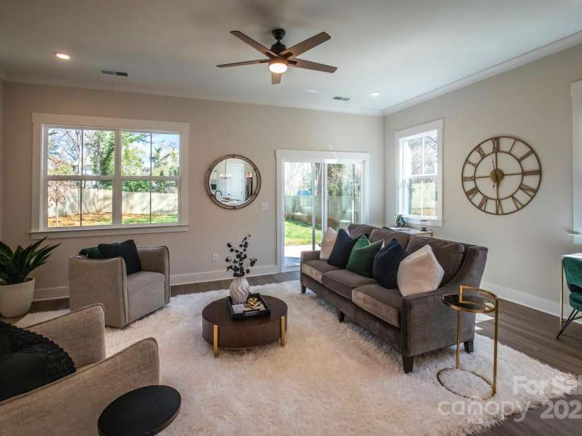 2630 Rose Street, Charlotte, NC 28208.  MLS# CAR4178972, YatesRealty ID 14110. 