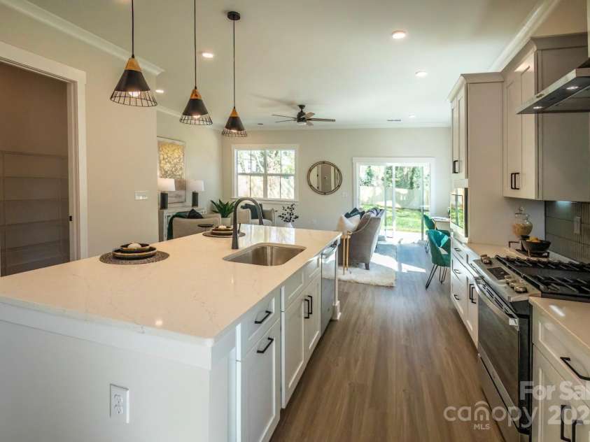 2630 Rose Street, Charlotte, NC 28208.  MLS# CAR4178972, YatesRealty ID 14110. 