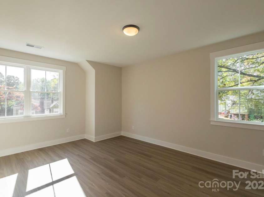 2630 Rose Street, Charlotte, NC 28208.  MLS# CAR4178972, YatesRealty ID 14110. Bed 2