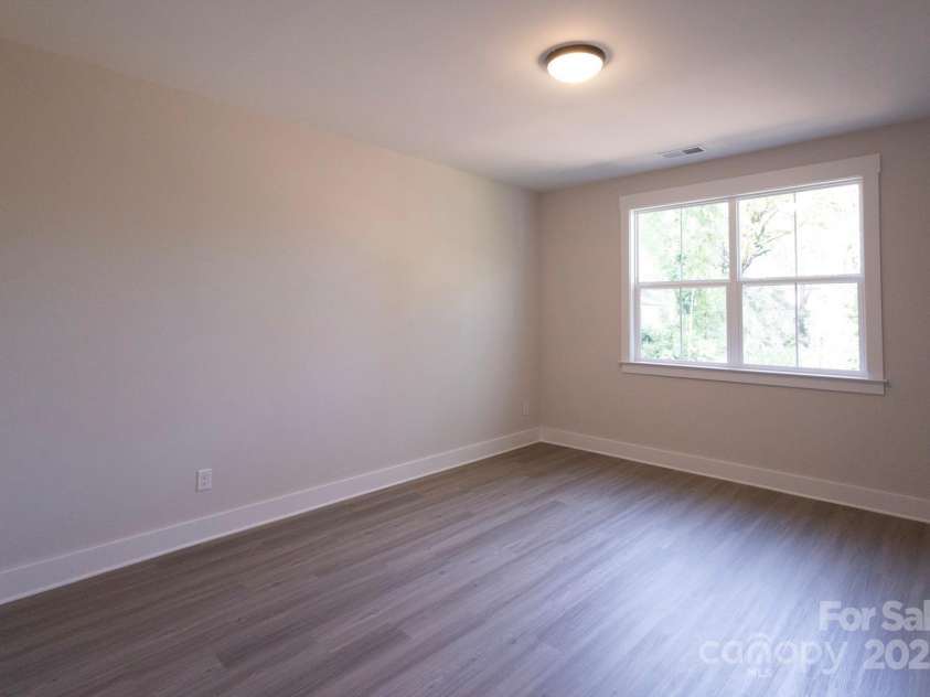 2630 Rose Street, Charlotte, NC 28208.  MLS# CAR4178972, YatesRealty ID 14110. Bed 4