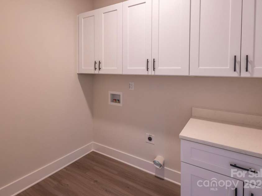 2630 Rose Street, Charlotte, NC 28208.  MLS# CAR4178972, YatesRealty ID 14110. Laundry 2 up