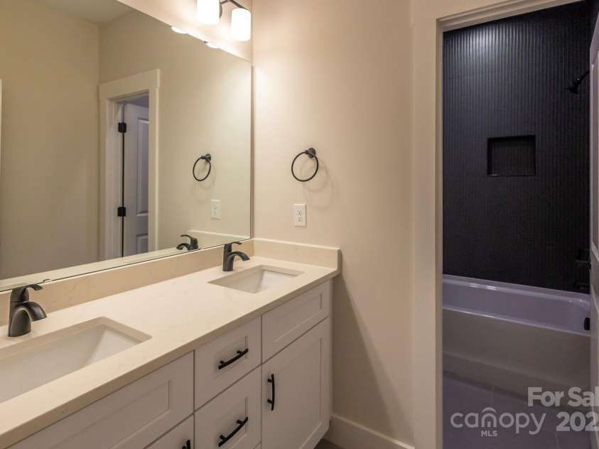 2630 Rose Street, Charlotte, NC 28208.  MLS# CAR4178972, YatesRealty ID 14110. Upper bath 2