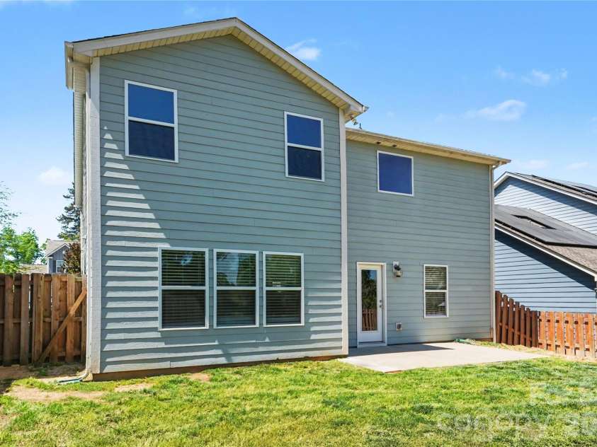 5048 Thomasville Drive, Belmont, NC 28012.  MLS# CAR4370628, YatesRealty ID 14111. 