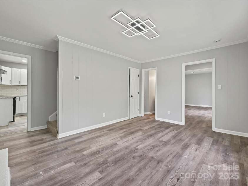 2544 Cedarwild Road, Charlotte, NC 28212.  MLS# CAR4282923, YatesRealty ID 14112. 