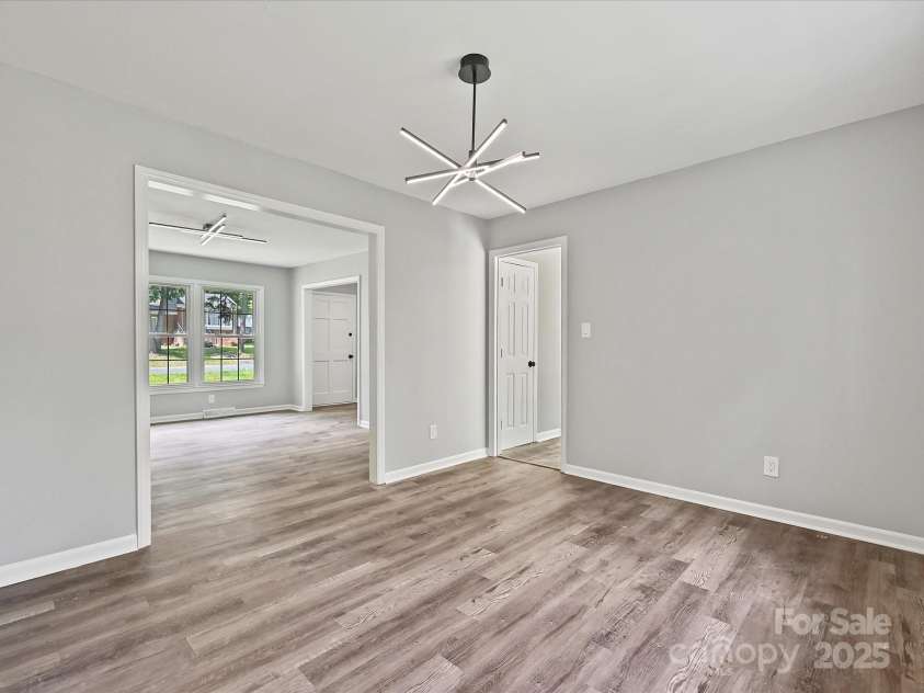 2544 Cedarwild Road, Charlotte, NC 28212.  MLS# CAR4282923, YatesRealty ID 14112. 