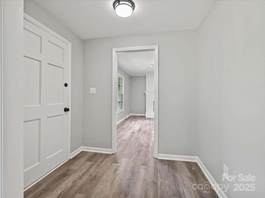2544 Cedarwild Road, Charlotte, NC 28212.  MLS# CAR4282923, YatesRealty ID 14112. 