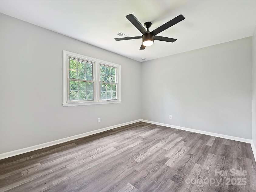 2544 Cedarwild Road, Charlotte, NC 28212.  MLS# CAR4282923, YatesRealty ID 14112. 