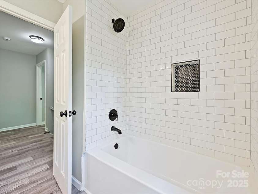 2544 Cedarwild Road, Charlotte, NC 28212.  MLS# CAR4282923, YatesRealty ID 14112. 