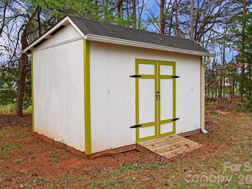 1120 Joy Street, Salisbury, NC 28147.  MLS# CAR4361511, YatesRealty ID 14113. 