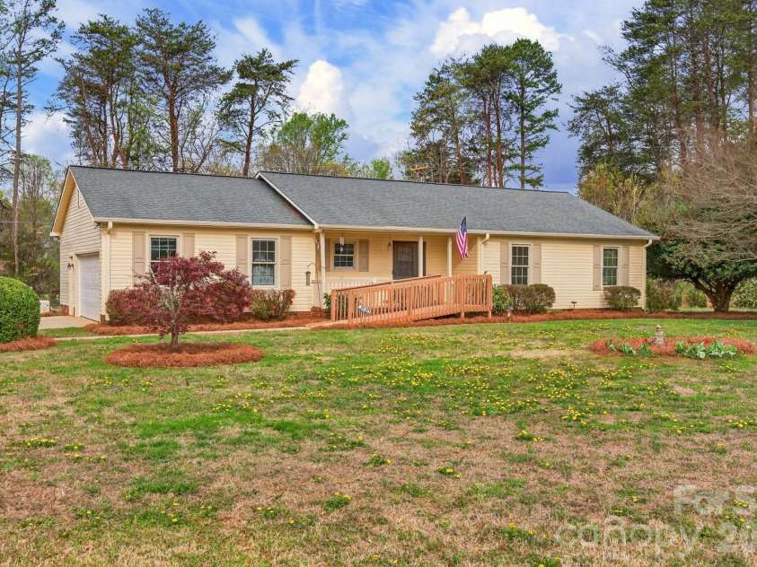1120 Joy Street, Salisbury, NC 28147.  MLS# CAR4361511, YatesRealty ID 14113. 