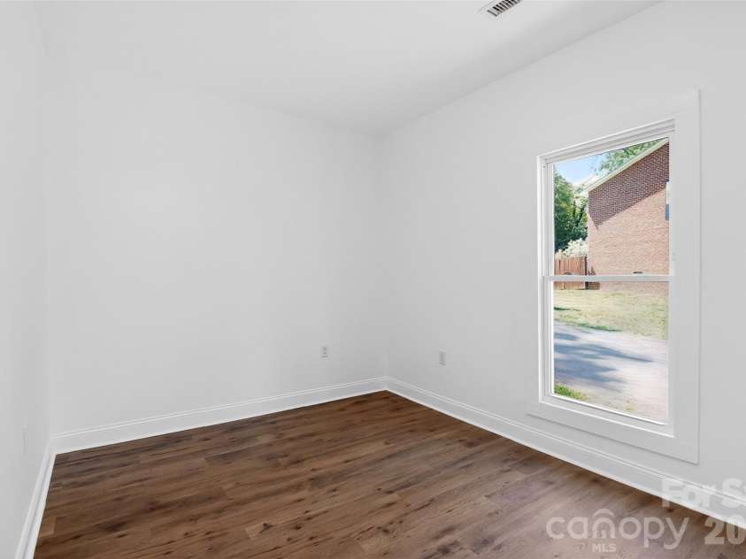 110 Wells Street, Kings Mountain, NC 28086.  MLS# CAR4341383, YatesRealty ID 14114. 3rd Bedroom
