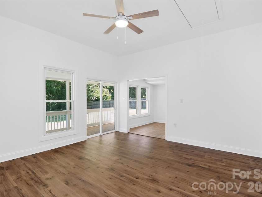110 Wells Street, Kings Mountain, NC 28086.  MLS# CAR4341383, YatesRealty ID 14114. Living room
