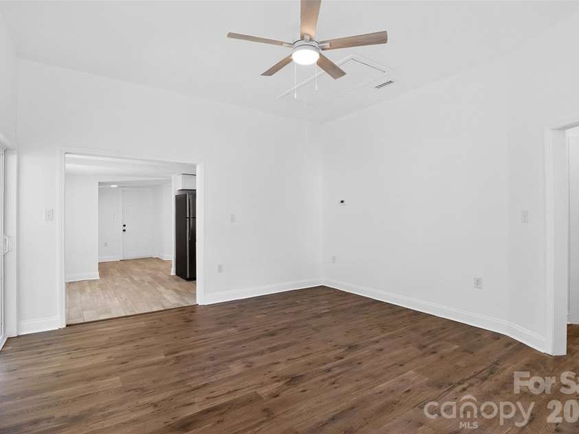 110 Wells Street, Kings Mountain, NC 28086.  MLS# CAR4341383, YatesRealty ID 14114. Living room