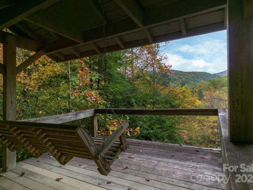 401 Winterle Road, Lake Lure, NC 28746.  MLS# CAR4254959, YatesRealty ID 14115. 5 miles of private hiking trails within the community.