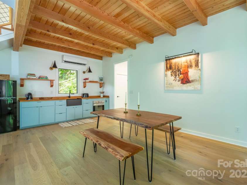 401 Winterle Road, Lake Lure, NC 28746.  MLS# CAR4254959, YatesRealty ID 14115. Wonderful combination of openness and warmth.