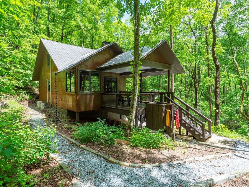 401 Winterle Road, Lake Lure, NC 28746.  MLS# CAR4254959, YatesRealty ID 14115. You won't want to go back to reality.