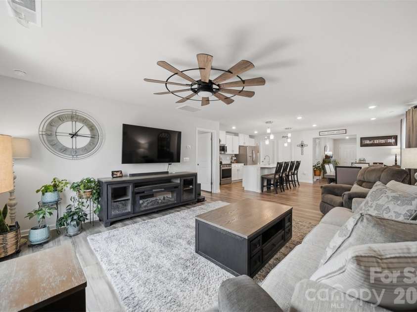 2841 Legacy Ridge Lane, Catawba, NC 28609.  MLS# CAR4365167, YatesRealty ID 14116. 
