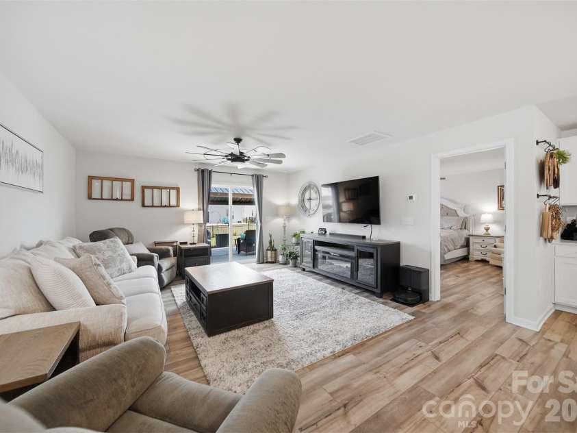 2841 Legacy Ridge Lane, Catawba, NC 28609.  MLS# CAR4365167, YatesRealty ID 14116. 