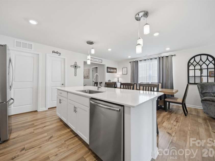 2841 Legacy Ridge Lane, Catawba, NC 28609.  MLS# CAR4365167, YatesRealty ID 14116. 