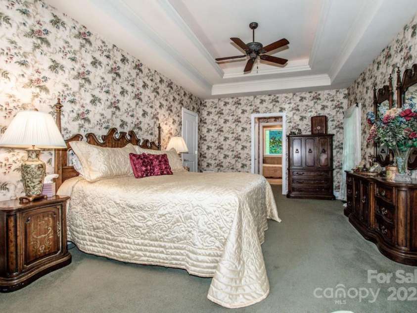 112 Eagle Chase Lane, Troutman, NC 28166.  MLS# CAR4254308, YatesRealty ID 14117. 