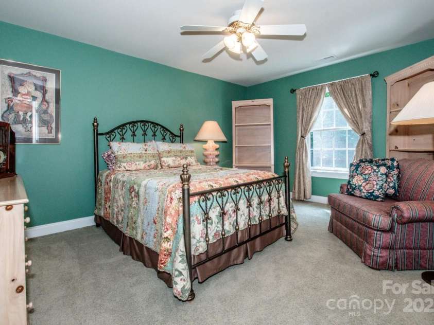 112 Eagle Chase Lane, Troutman, NC 28166.  MLS# CAR4254308, YatesRealty ID 14117. 