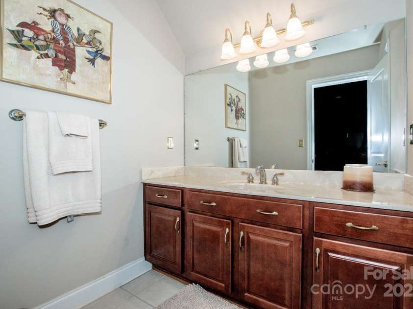 112 Eagle Chase Lane, Troutman, NC 28166.  MLS# CAR4254308, YatesRealty ID 14117. 