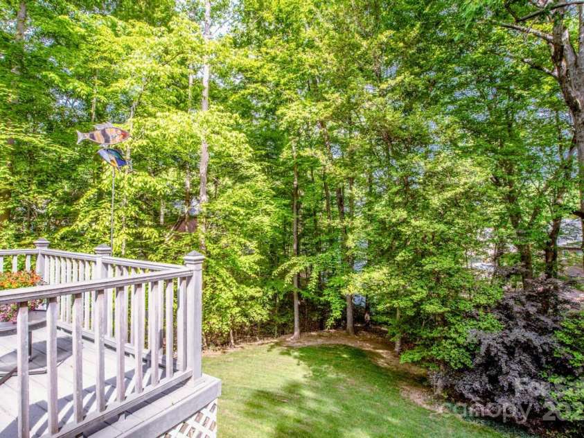 112 Eagle Chase Lane, Troutman, NC 28166.  MLS# CAR4254308, YatesRealty ID 14117. 