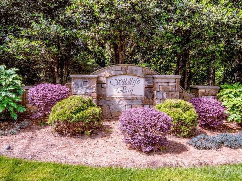 112 Eagle Chase Lane, Troutman, NC 28166.  MLS# CAR4254308, YatesRealty ID 14117. 