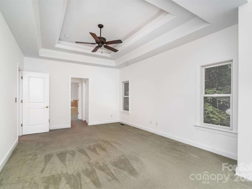 112 Eagle Chase Lane, Troutman, NC 28166.  MLS# CAR4296376, YatesRealty ID 14117. 