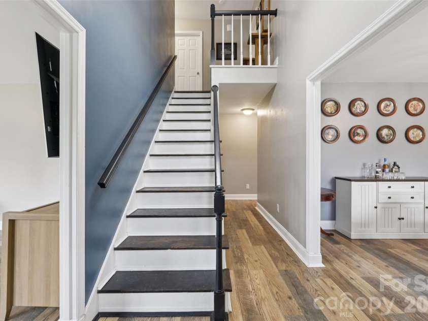798 Pine Haven Circle, Clover, SC 29710.  MLS# CAR4359577, YatesRealty ID 14117. Foyer/Entry