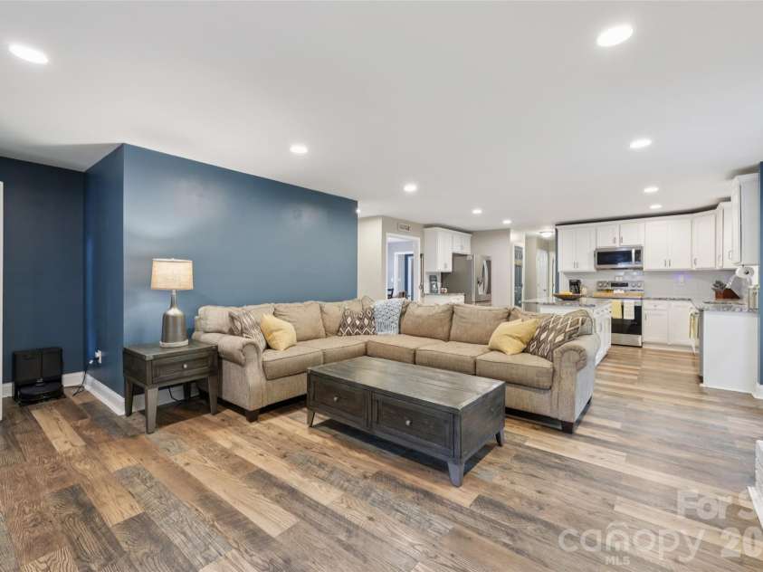 798 Pine Haven Circle, Clover, SC 29710.  MLS# CAR4359577, YatesRealty ID 14117. Great Room view looking towards kitchen